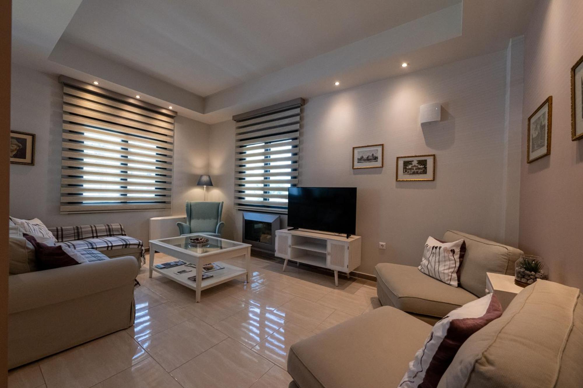 The Mansion - Kalamata Mediterranean Villas Esterno foto